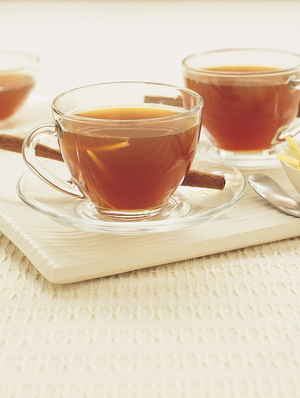 Thé au gingembre chaud aromatisé de rhum