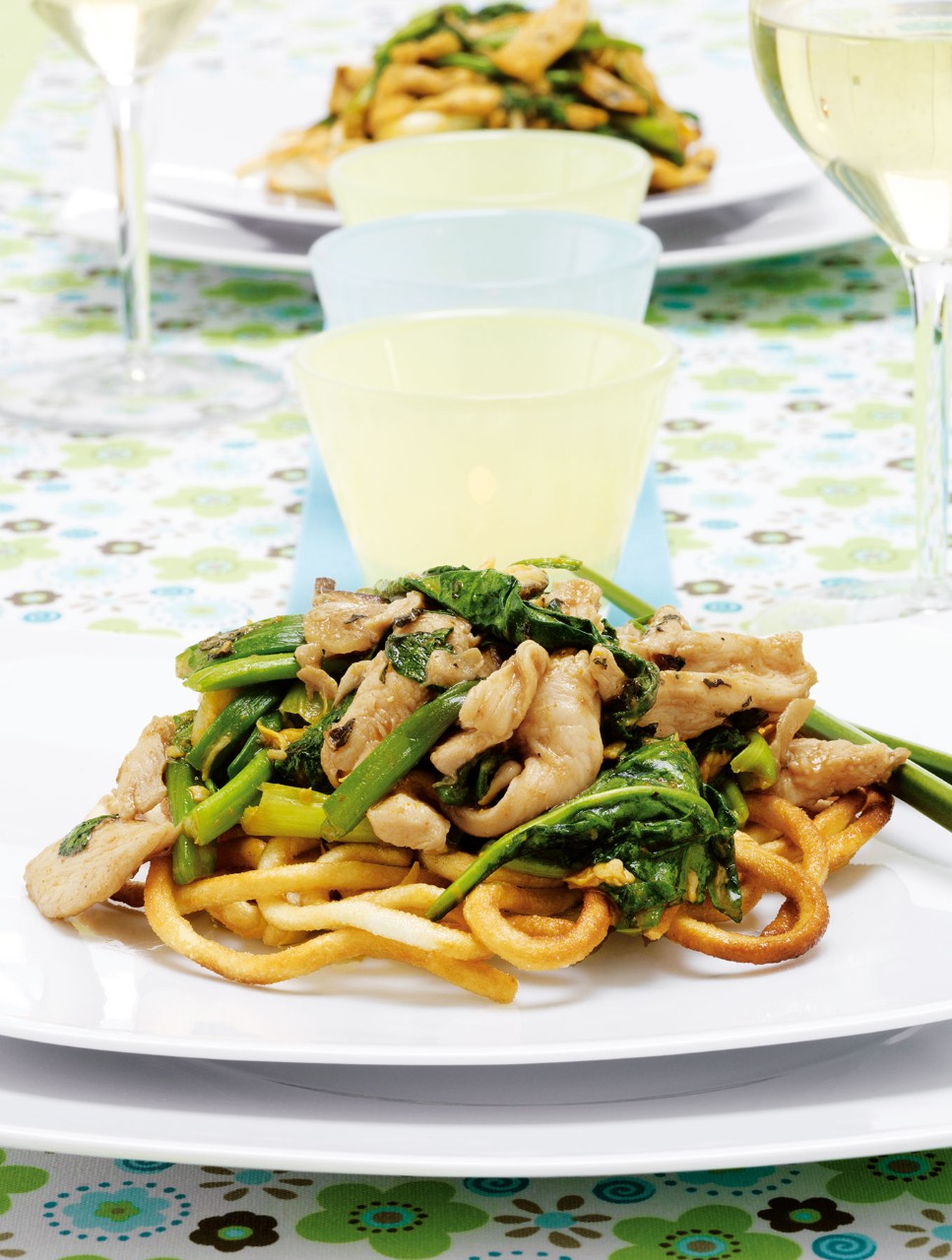 Asian Chicken on Noodle Nests with Sparkling Chardonnay