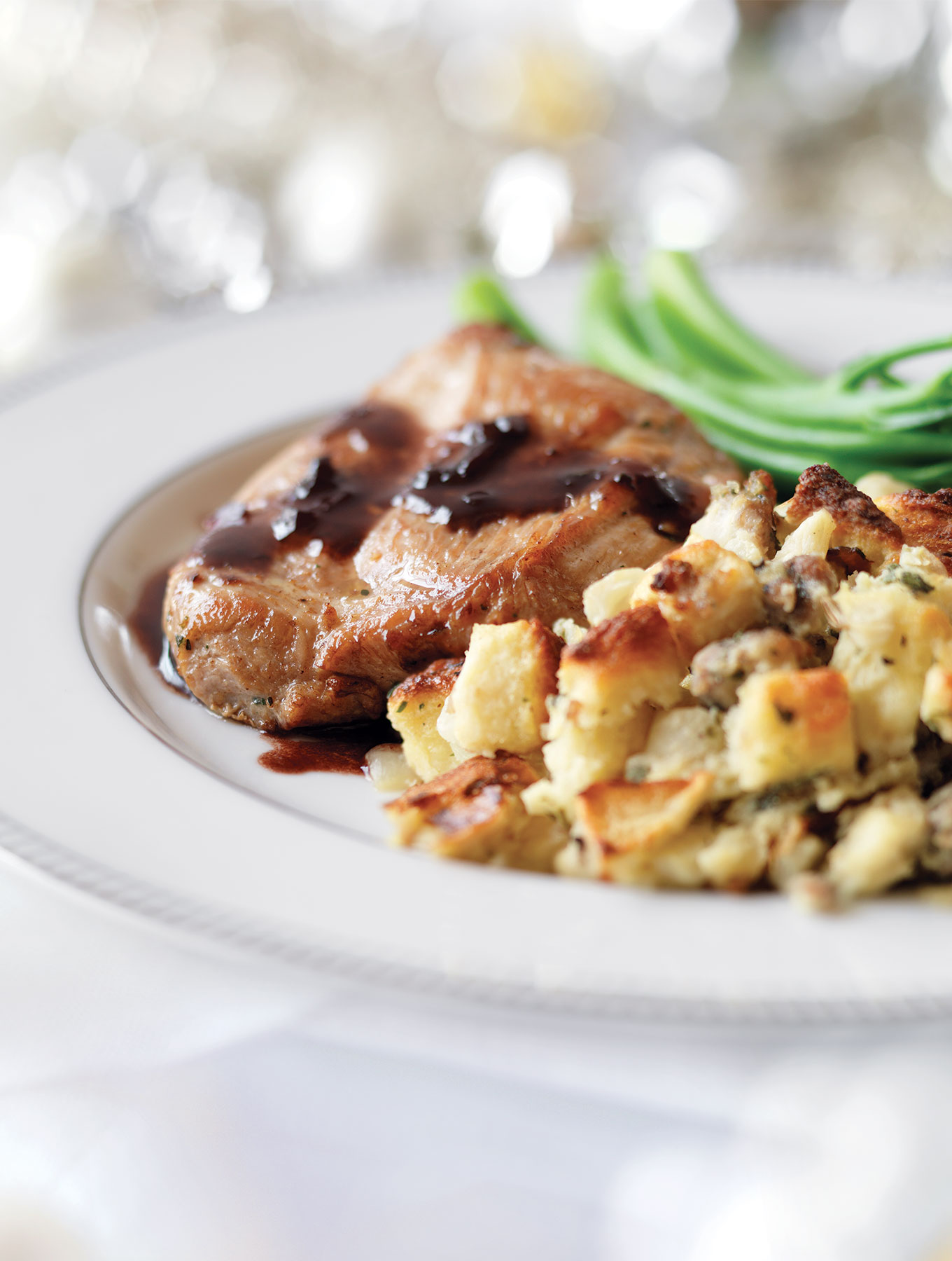 Seared Turkey Chops with Apple Pan Sauce – Pinoy White Boy