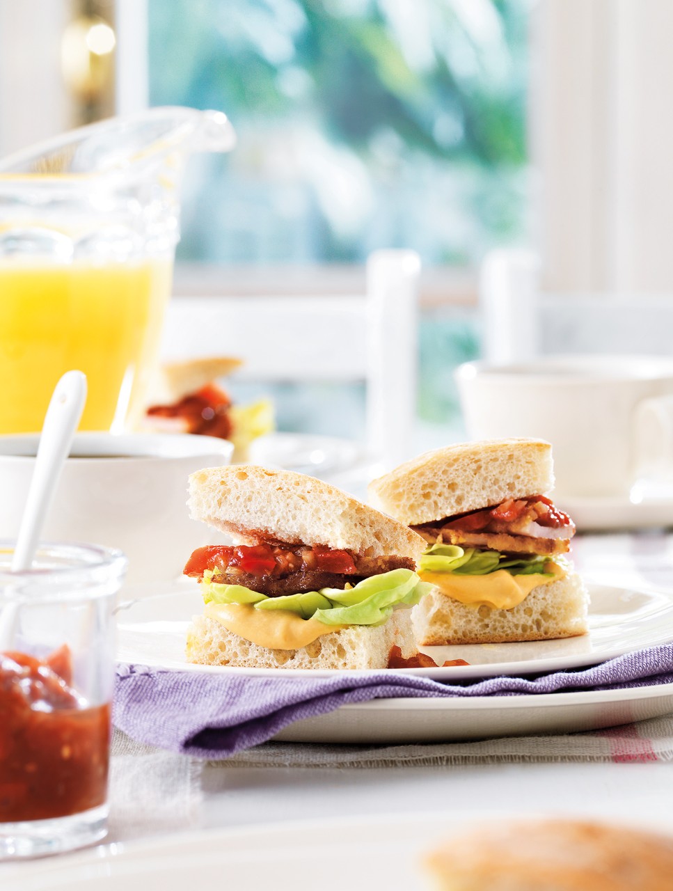 Minisandwichs au bacon enrobé de farine de maïs