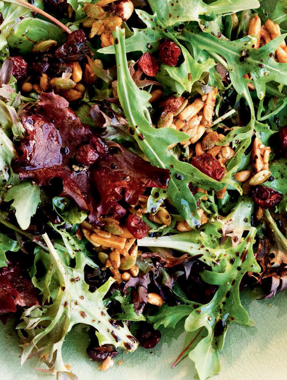 Tossed Salad with Harvest Nuts & Cranberries