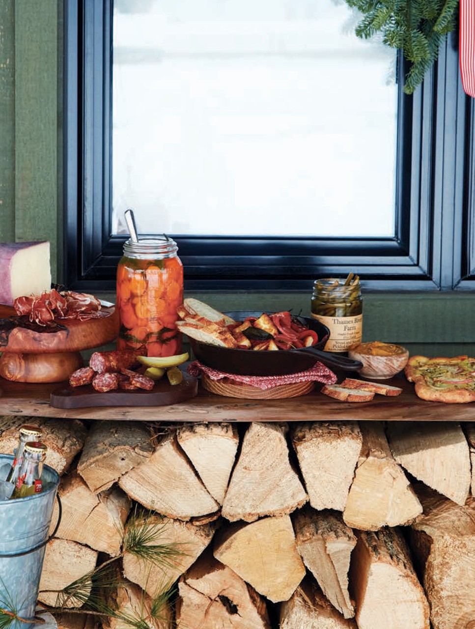 Appetizer Charcuterie & Cheese Board