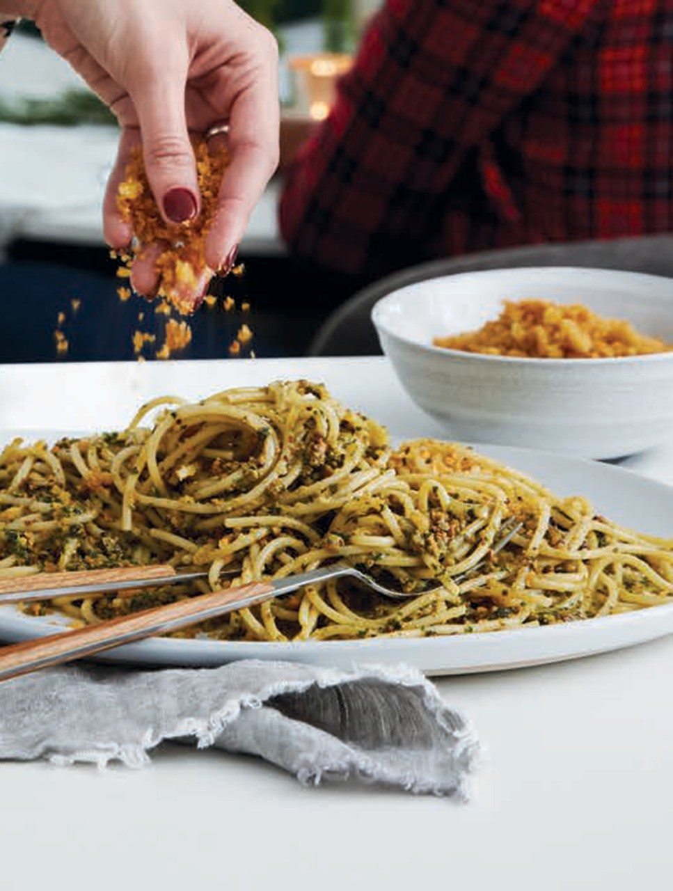 Spaghetti with Pistachio & Cocoa Pesto