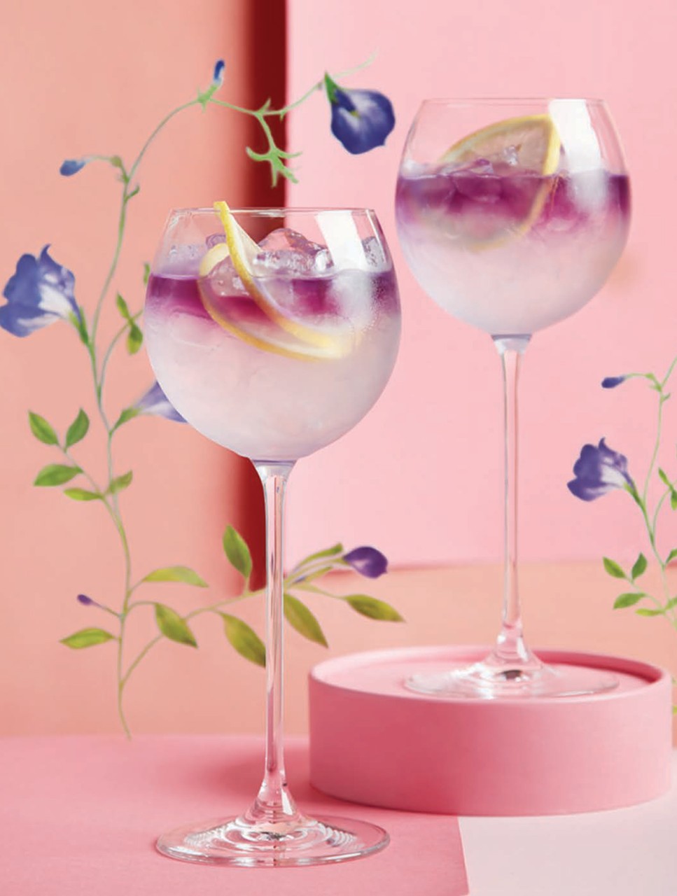 Champagne with Butterfly Pea Tea and Gin Cocktail Recipe